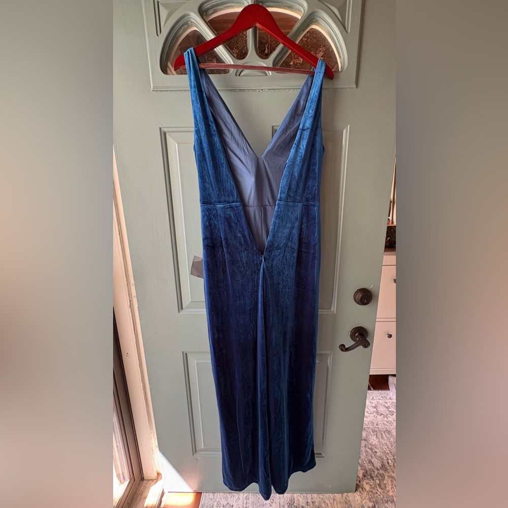 NWT lulus size large blue velvet jumpsuit - Picture 5 of 7